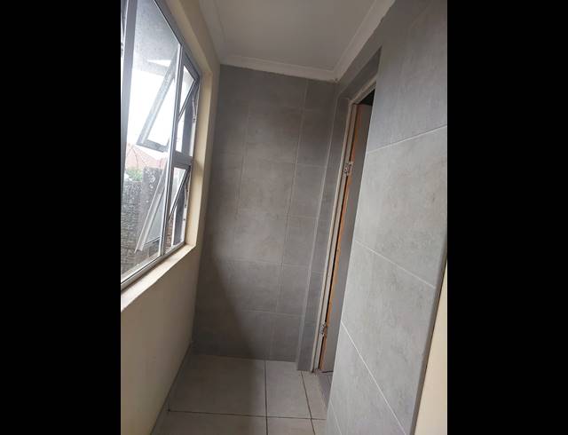 1 BEDROOM ROOM TO LET IN UMBILO